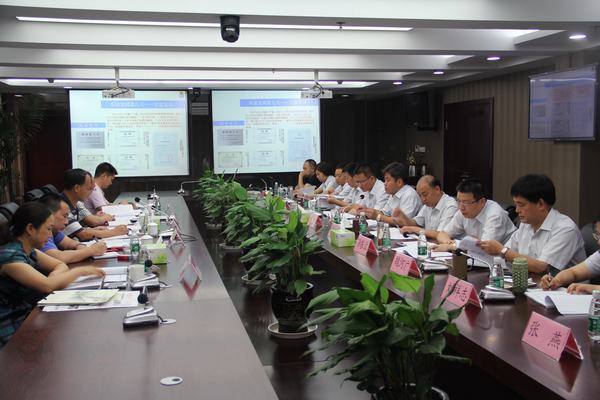 重庆建工刘寰的最新日常，爱与陪伴的温馨时光